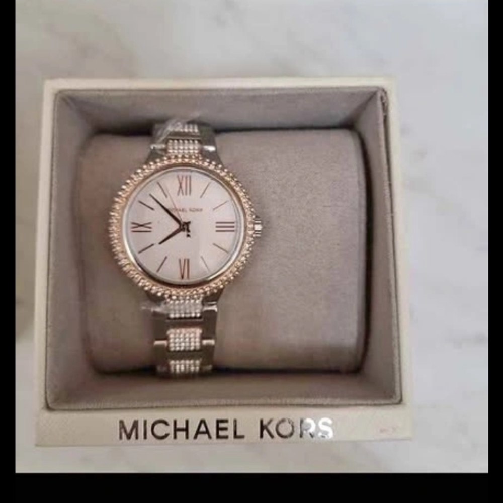Michael Kors Women's Rose Gold-Tone Crystal Taryn Pavé Watch